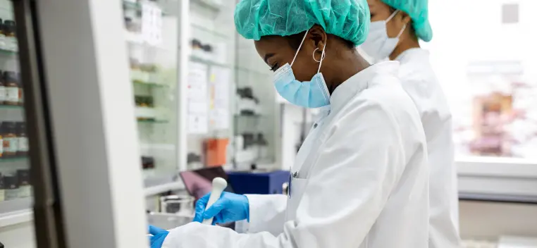 Website-Banner_Blog_Pharma-batch-execution-1